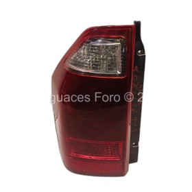 P3157 PILOTO TRASERO IZQUIERDO MITSUBISHI MONTERO V60