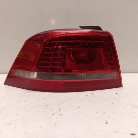 2SK010744-01 3AE945207B065 PILOTO TRASERO IZQUIERDO VOLKSWAGEN PASSAT