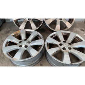 JUEGO 4 LLANTAS MITSUBISHI OUTLANDER 18" 5X114,3 7JX18 ET38