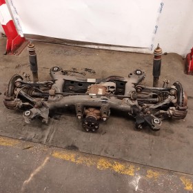 7566225-01 E2033V 89090801360005 PUENTE TRASERO BMW E90 320D
