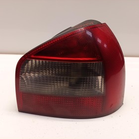 8L0 945 096 B PILOTO TRASERO DERECHO AUDI A3 8L FASE II