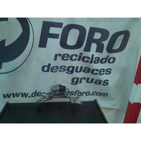 Motor de Limpiaparabrisas Delantero TOYOTA AURIS 5P 2007 | Desguaces Foro
