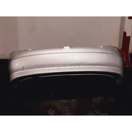 Paragolpes Trasero Opel Astra G 2000 3P Plata (Algo Rayado, con Piloto y Absorbedor de Impacto) 2000