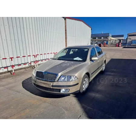 Comprar Despiece Skoda Octavia 4 puertas beige | Desguaces Foro