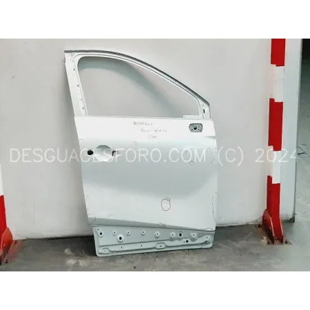Puerta Delantera Derecha Renault Captur II 2021 Blanco 2021