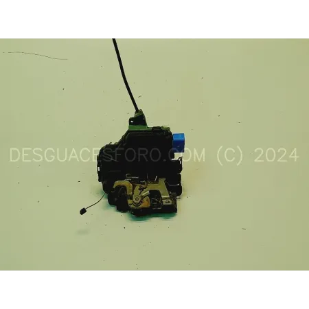 Cerradura Delantera Derecha Seat Ibiza 6L (Con Conector Azul de 2004