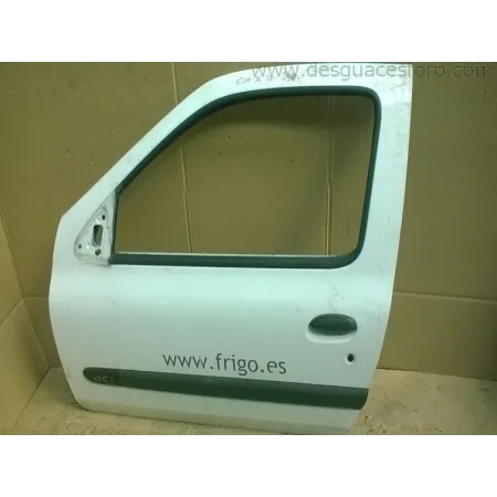 Puerta Delantera Izquierda RENAULT CLIO II Blanca | Desguaces Foro