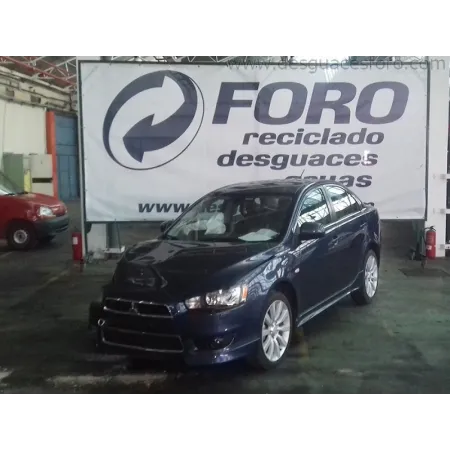 Despiece Mitsubishi Lancer automático azul 4 puertas con golpe delantero derecho 🚗 | Desguaces Foro