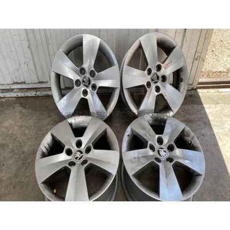 Juego de Llantas SKODA FABIA 15 Pulgadas 5x100 ET38 | Desguaces Foro
