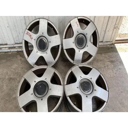 Juego de 4 Llantas Volkswagen Bora 15 Pulgadas 5X100 Et38